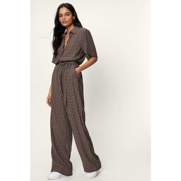 Nasty Gal Retro Tile Printed Wide Leg Jumpsuit - 6 - Picture 3 of 4